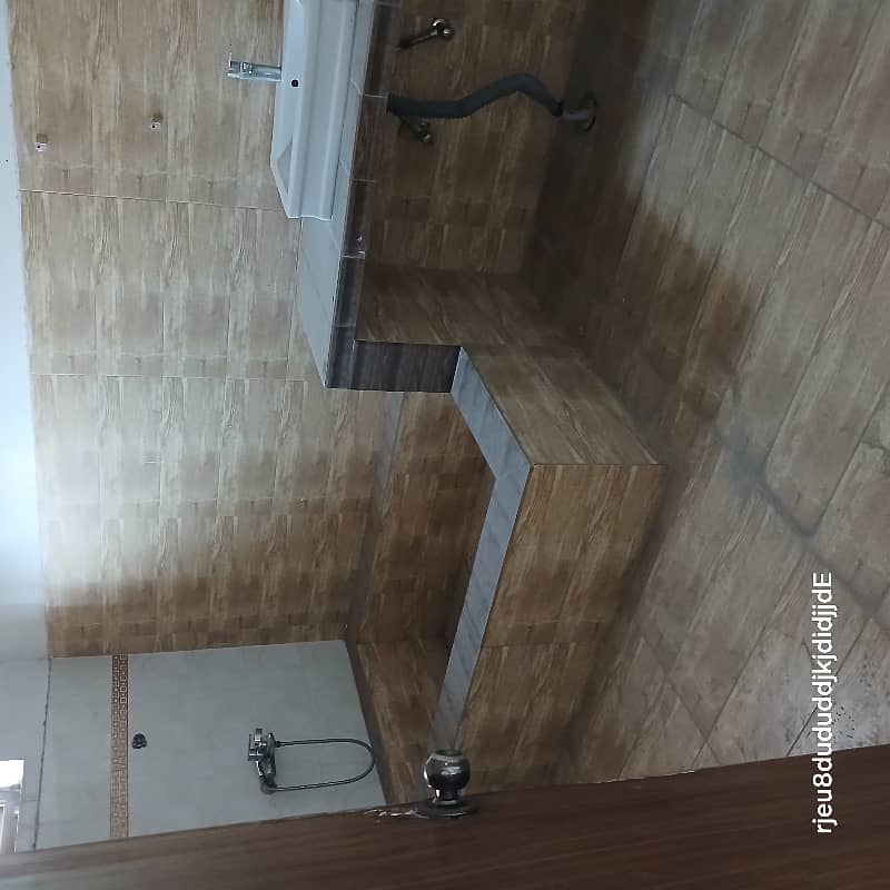 2 Beds Portion Separate Gate 2