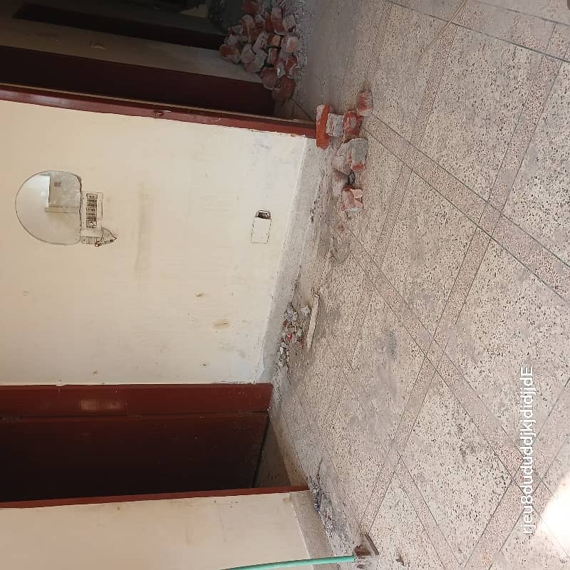 2 Beds Portion Separate Gate 9