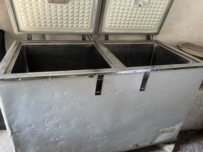 Freezer for sale in good condition