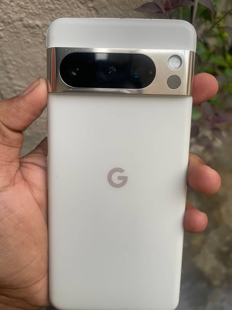 Google Pixel 8 Pro 1