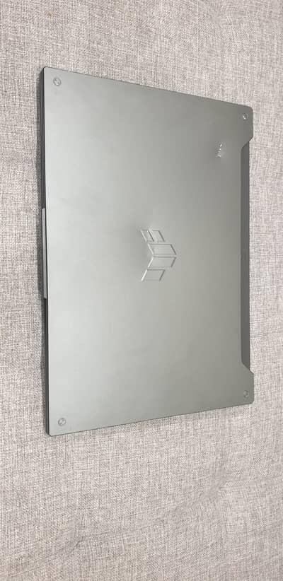Asus TU Gaming F15 FX507Z i5-12500H RTX 3050 4GB, 15.6 FHD Dent on TOP