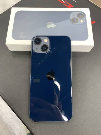 Apple iPhone 13