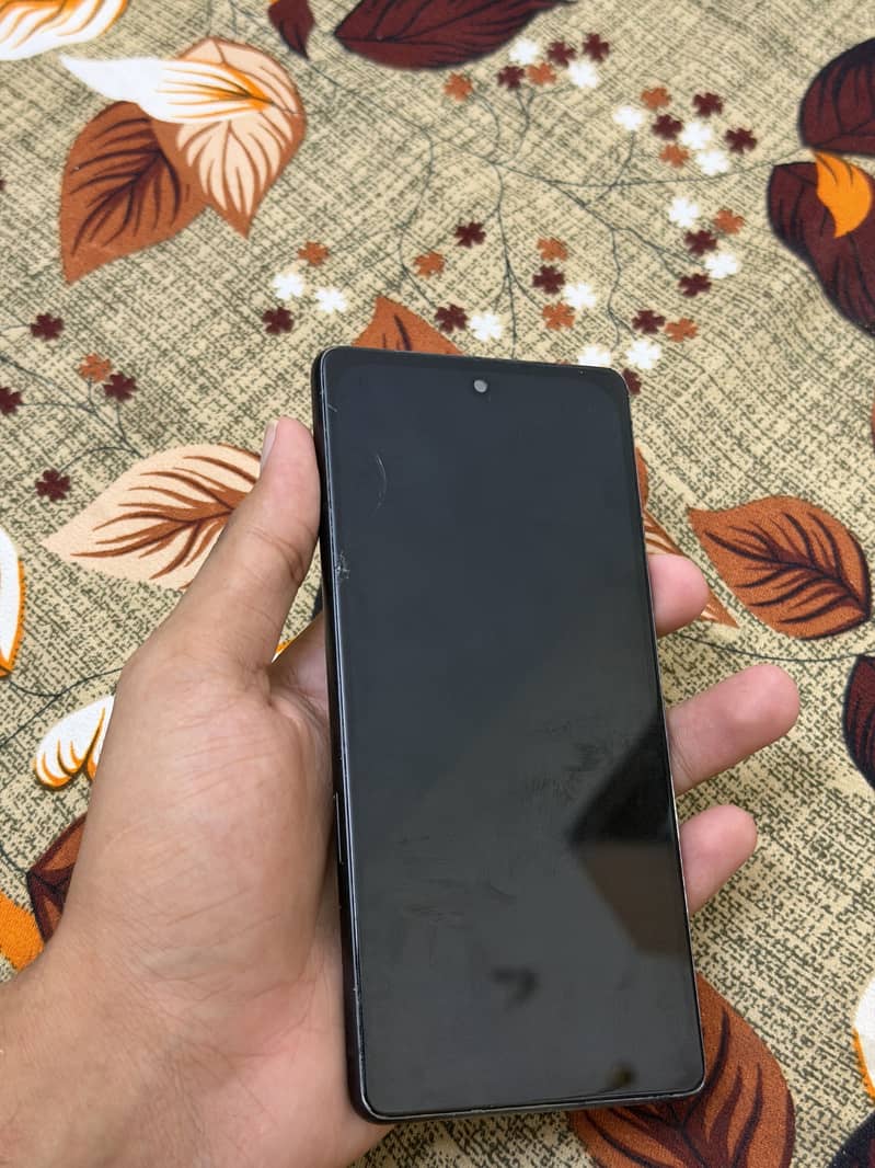 Google Pixel 7 4