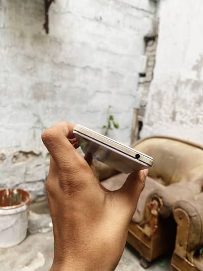Vivo Y51A