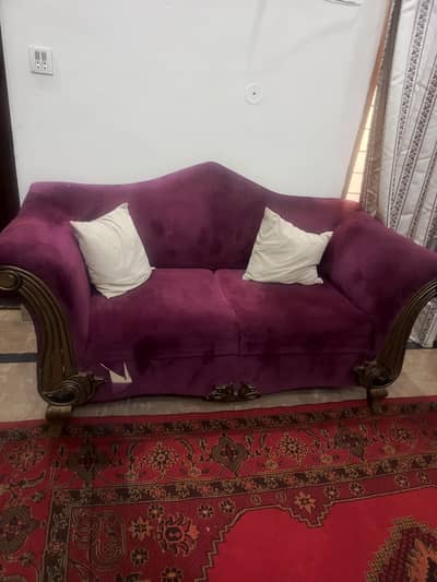 sofa set with cousion available for selling