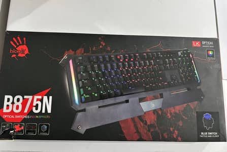 slightly uelsed  blood b875n in very good condition