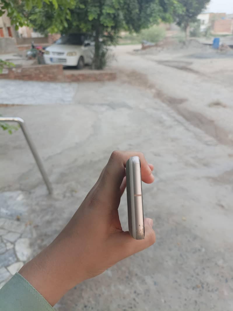 Google Pixel 8 2