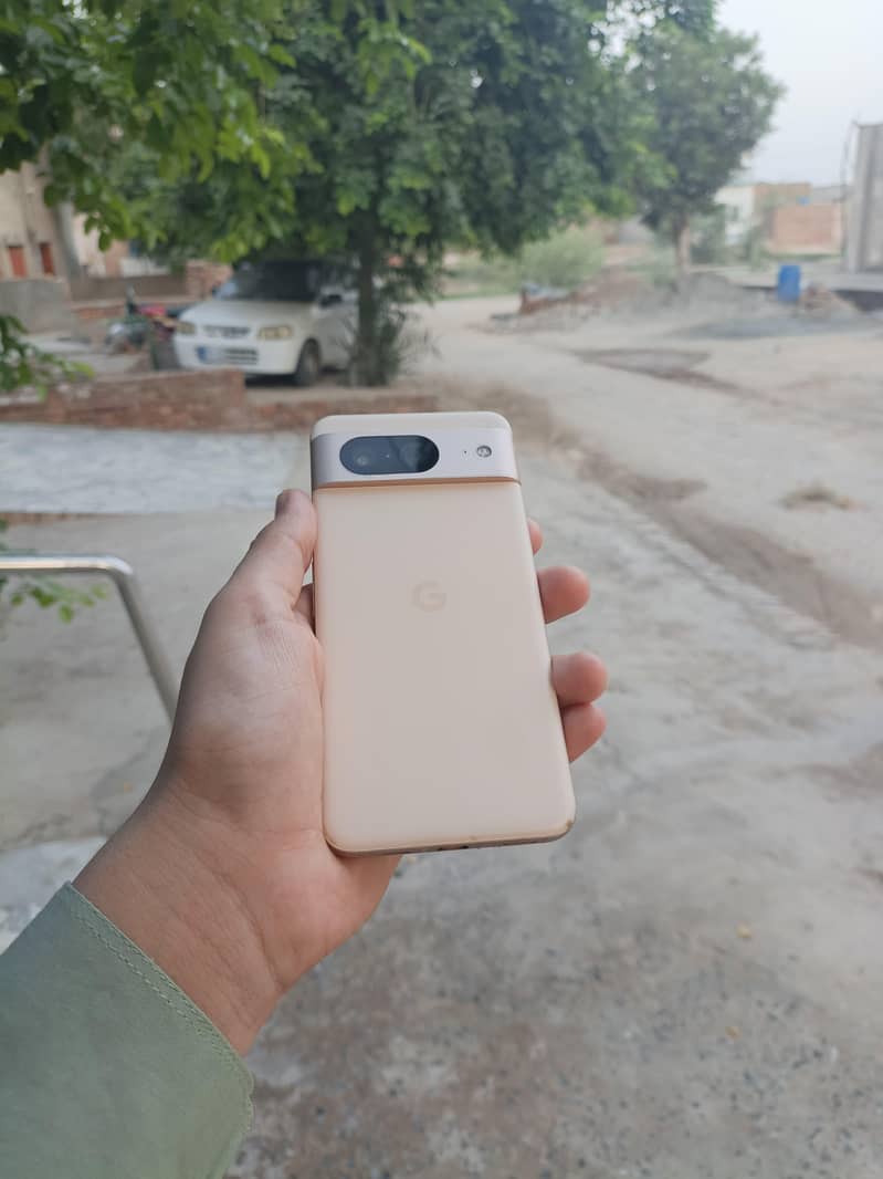 Google Pixel 8 6
