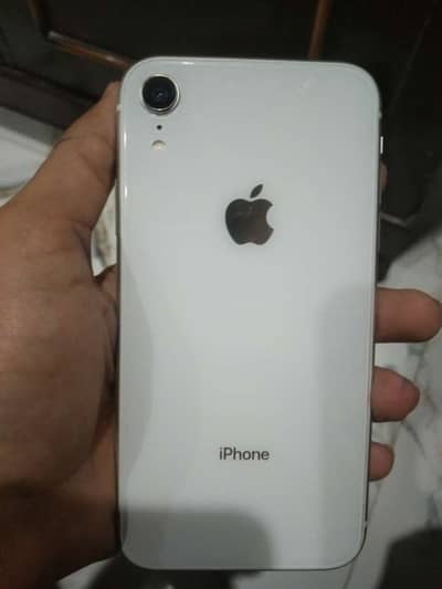 Apple iPhone XR