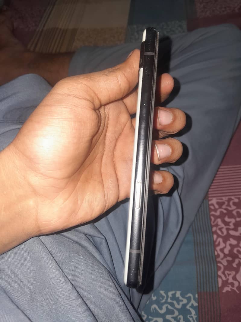 Google Pixel 6a 3