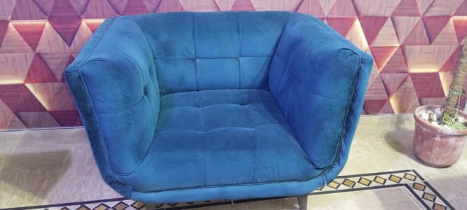 single seat sofa almost new