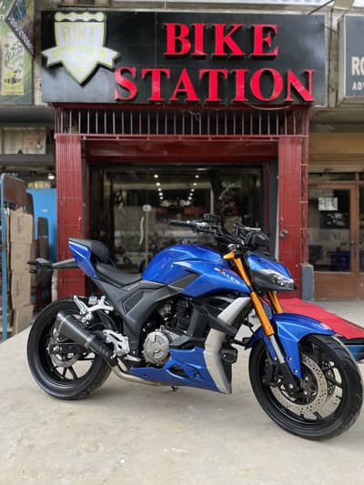 DUCATI STREETFIGHTER 400cc