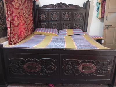 King Size bed 72*78" with mattress and dressing table
