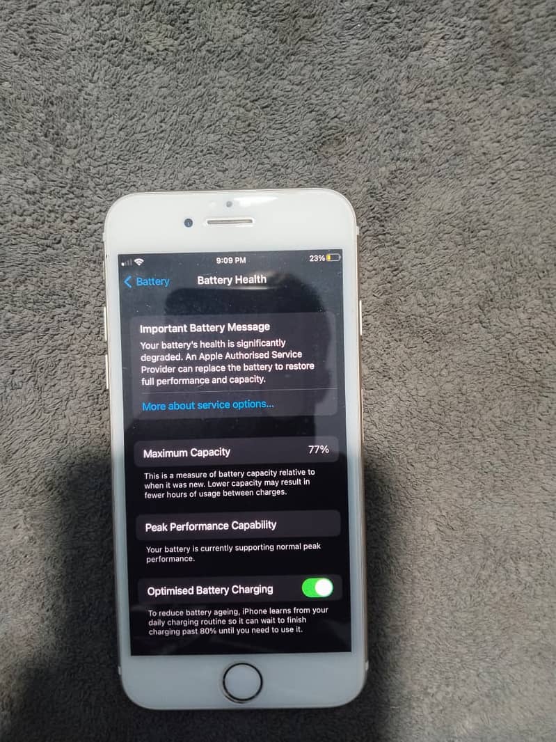 Apple iPhone 7 2