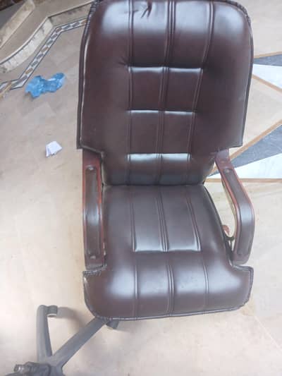 office chair 30k