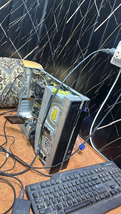 Pc with assoseries desktop