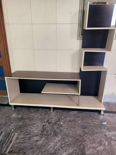 Tv stand