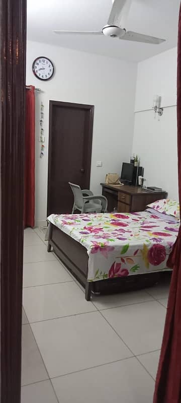 Urgent Sale 3 Bed Drawing Lounge Flat In Saima