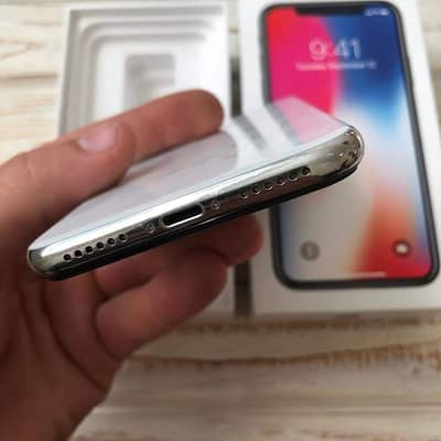 Apple iPhone X 64GB memory PTA approved. 0324=8193=502