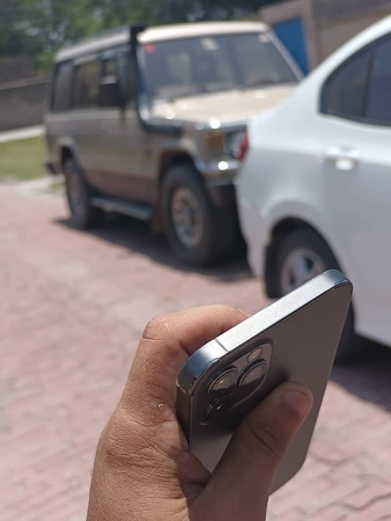 iPhone 12 Pro 8