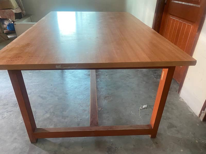 Table size 6*4 0