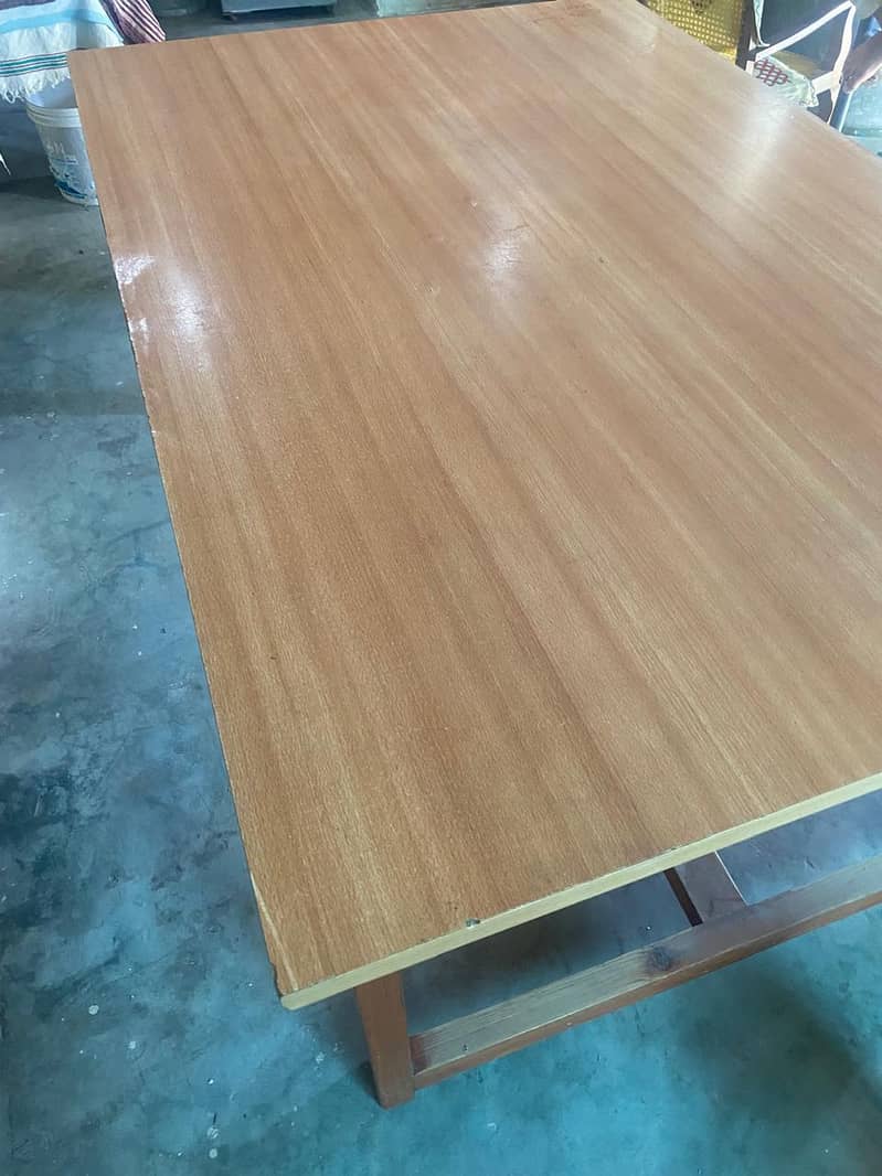 Table size 6*4 4
