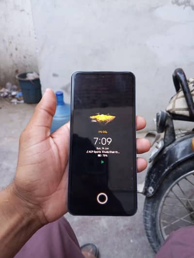 realme 12