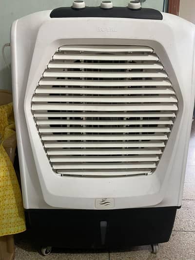 VERY LUSH CONDITION USED ULRTA COOL ROYAL COOLER
