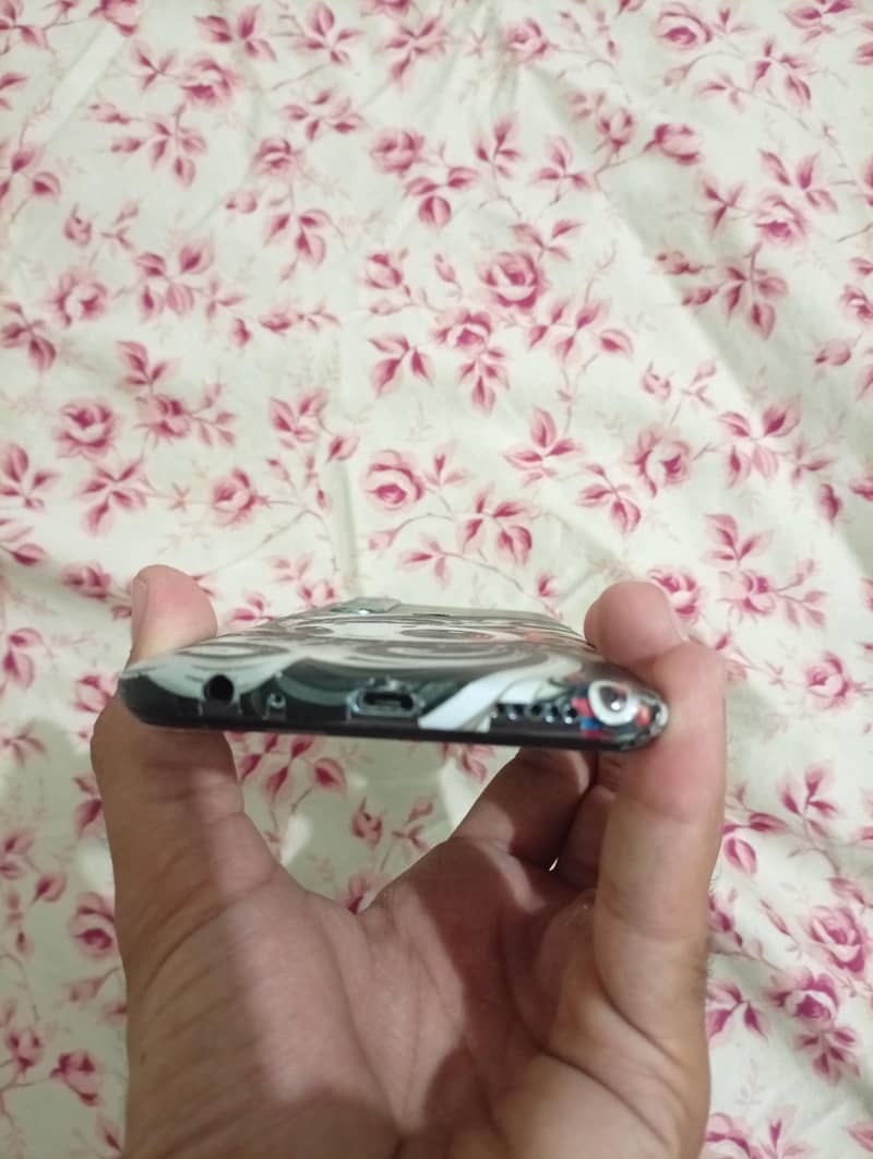Tecno CAMON 15 Pro 3