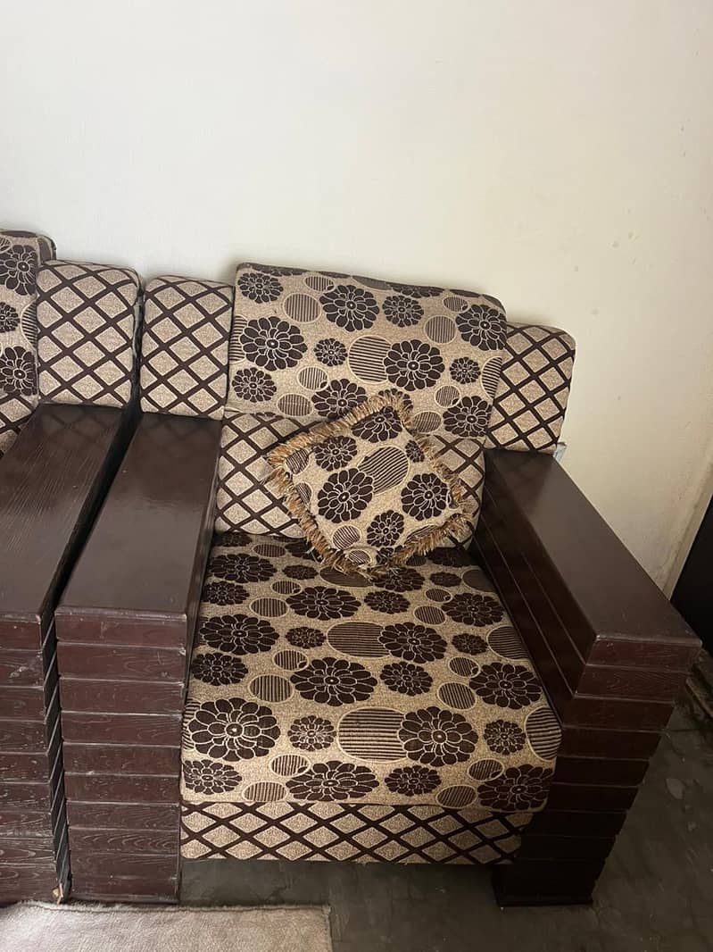 sofa new condition 1