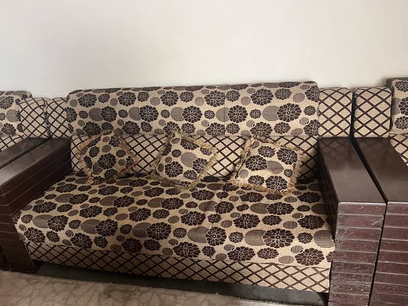 sofa new condition 2