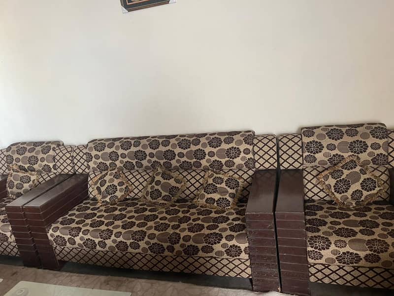 sofa new condition 4