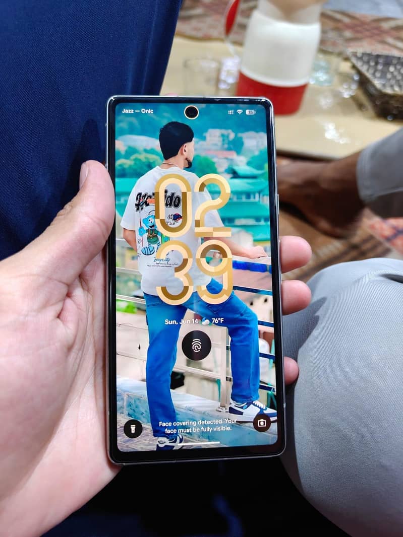 Google Pixel 7a 5