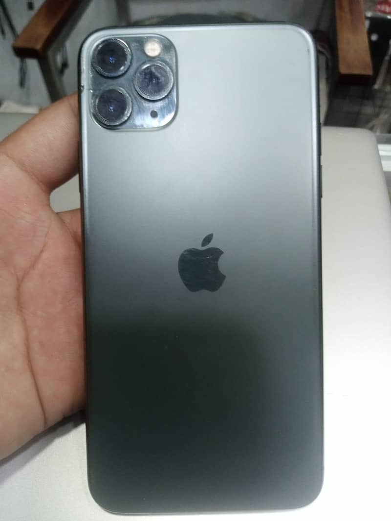 iphone 11 pro max 2