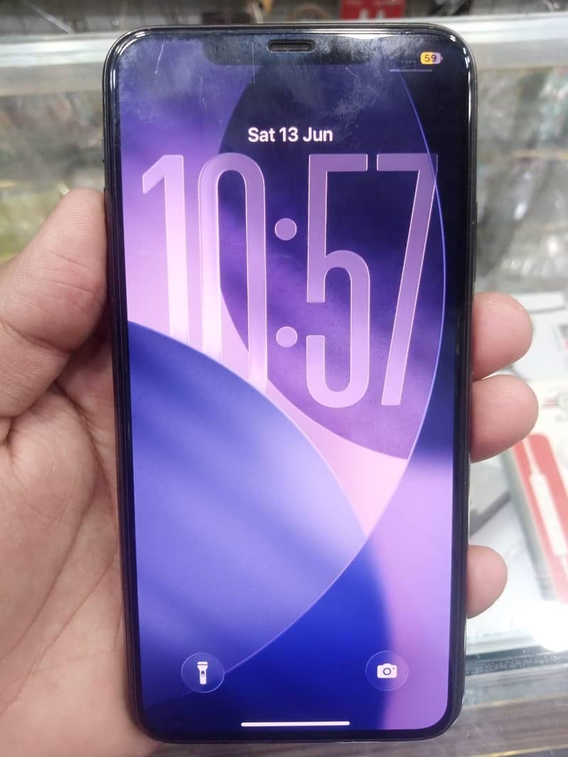 iphone 11 pro max 6