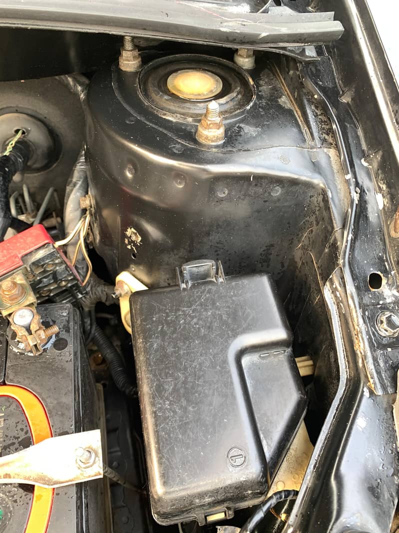 Toyota vitz 1300 cc 2002 6