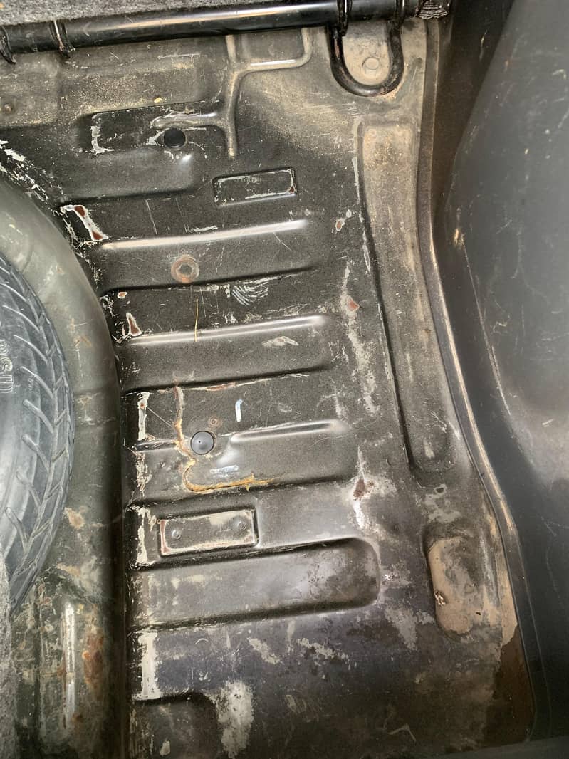 Toyota vitz 1300 cc 2002 7