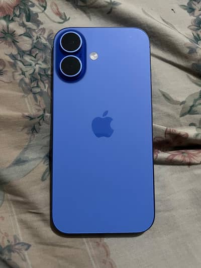 Apple iPhone 16