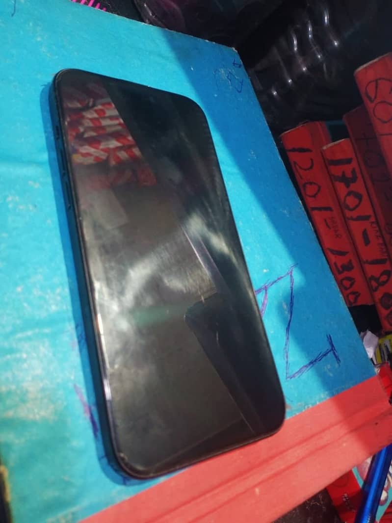 Apple iPhone 15 plus 1