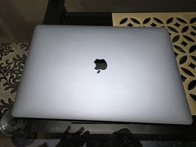 MacBook Pro 2019 16", core i9-1TB