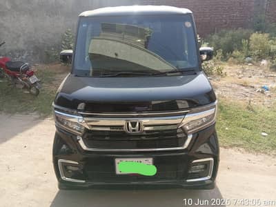 Honda N Box Custom 2022