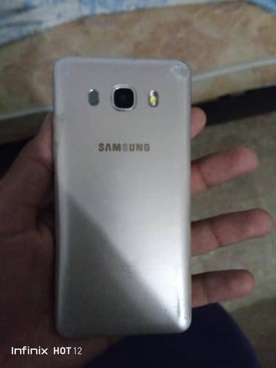 Samsung Mobile J5