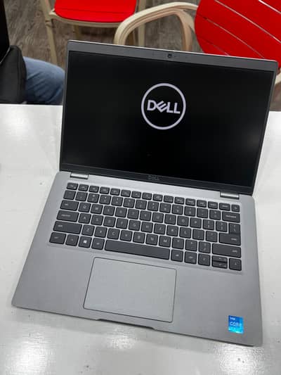Dell latitude 5320 x360 | i5 11 gen | 8Gb Ram 256SSD nvme