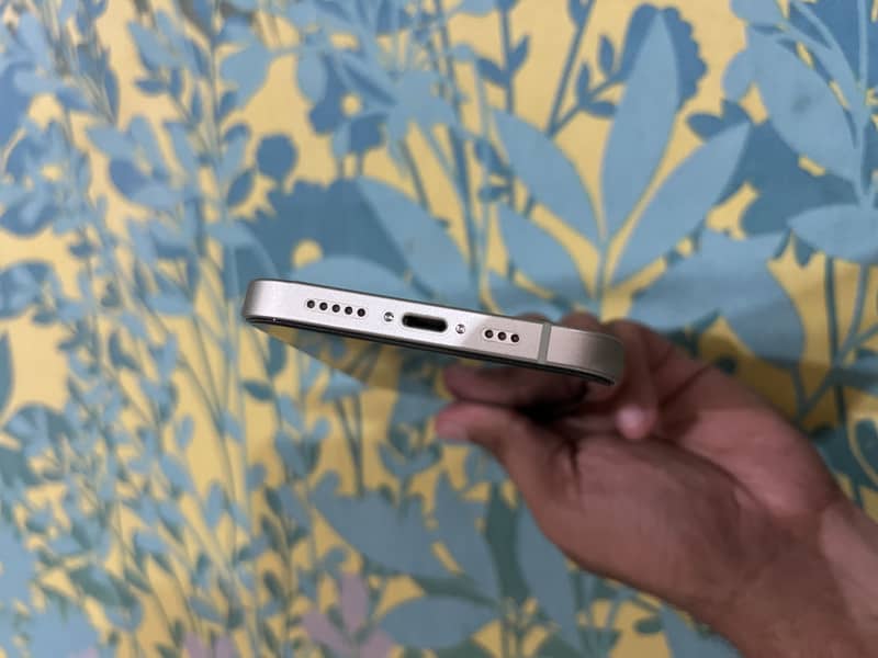 Apple iPhone 12 5