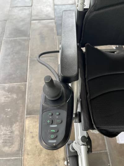 Electric Wheelchair – Never Used