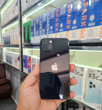 Apple iPhone 13