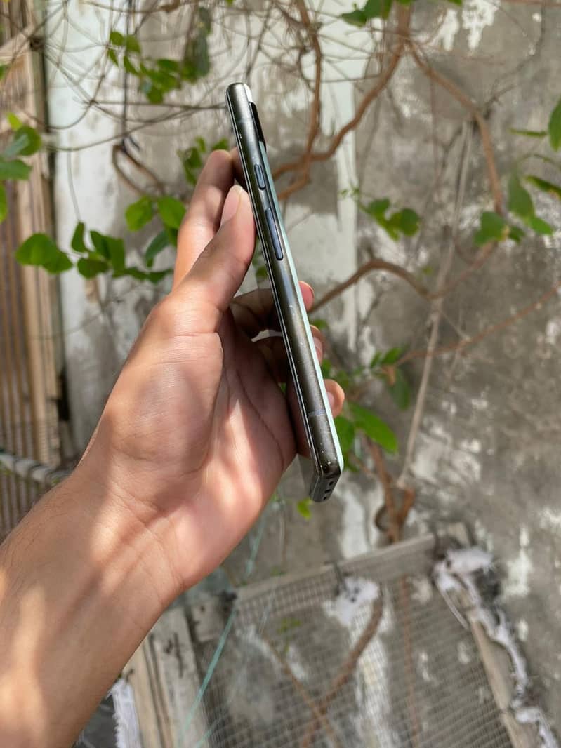 Google Pixel 6a 1