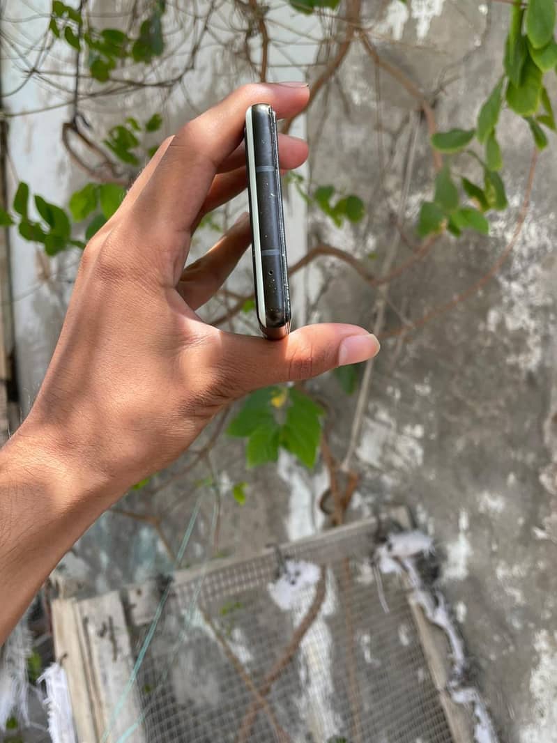 Google Pixel 6a 3