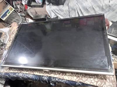 TCL L43P8 43-inches Ultra HD 4K Smart LED TV
