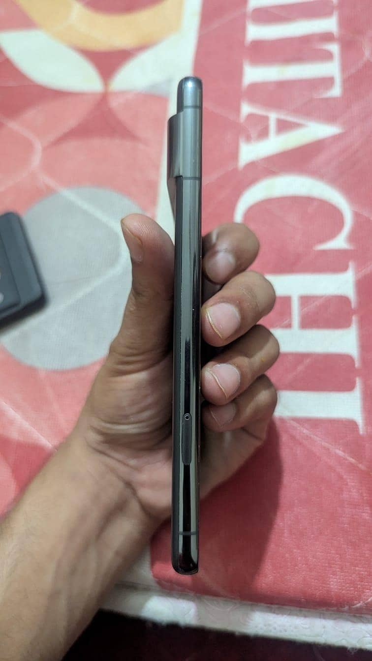 Google Pixel 8 Pro 3